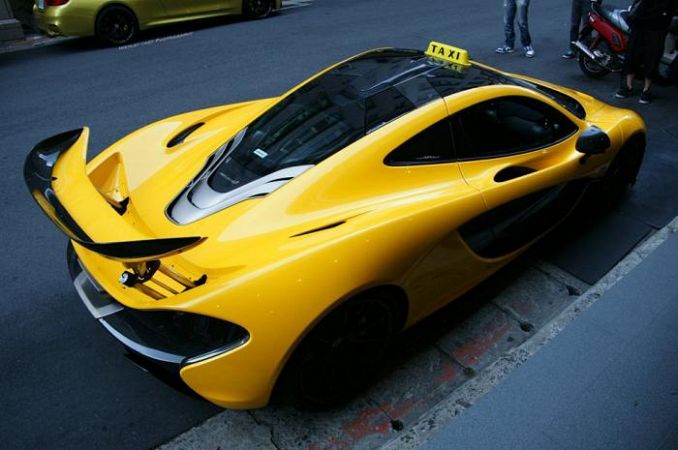 McLaren as a Taxi in Taiwan!