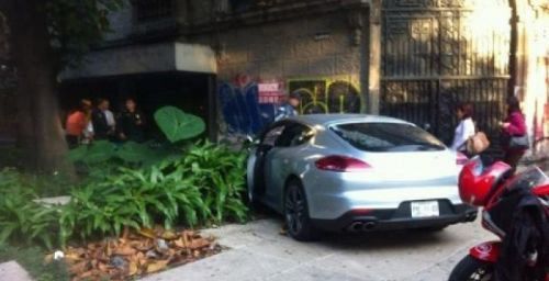 Porsche Panamera Turbo crashed in Mexico City by a diplomat's son
