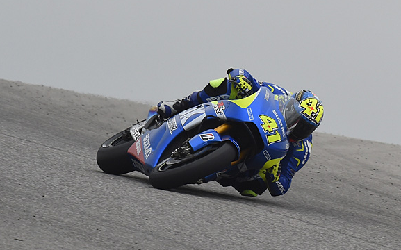 أليكس إسبارغارو يواصل تألقه في تجارب سباق الأرجنتين