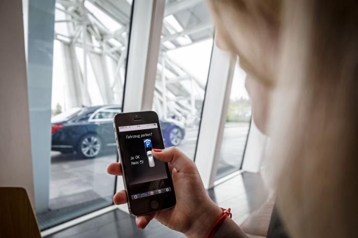 A Fully Automated Valet Parking service by Mercedes & Bosch team!