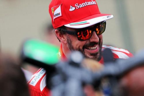 Alonso visits Ferrari sports car team in Bahrain