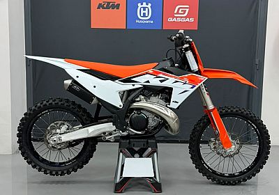 2023 KTM 300 SX 293.2 CC, 1 cyl., 5-Speed